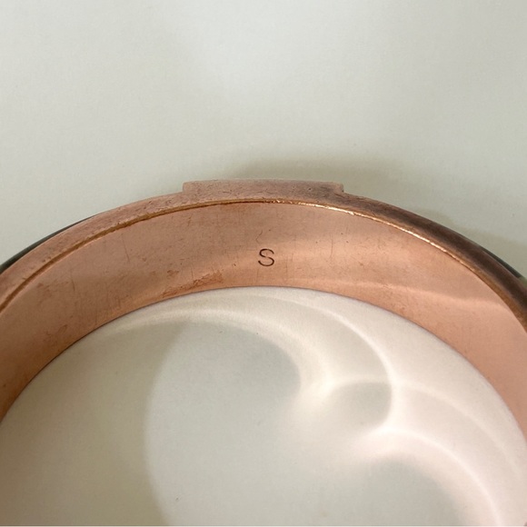 DIANE VON FURSTENBERG Black & White Printed Bangle - Picture 4 of 6